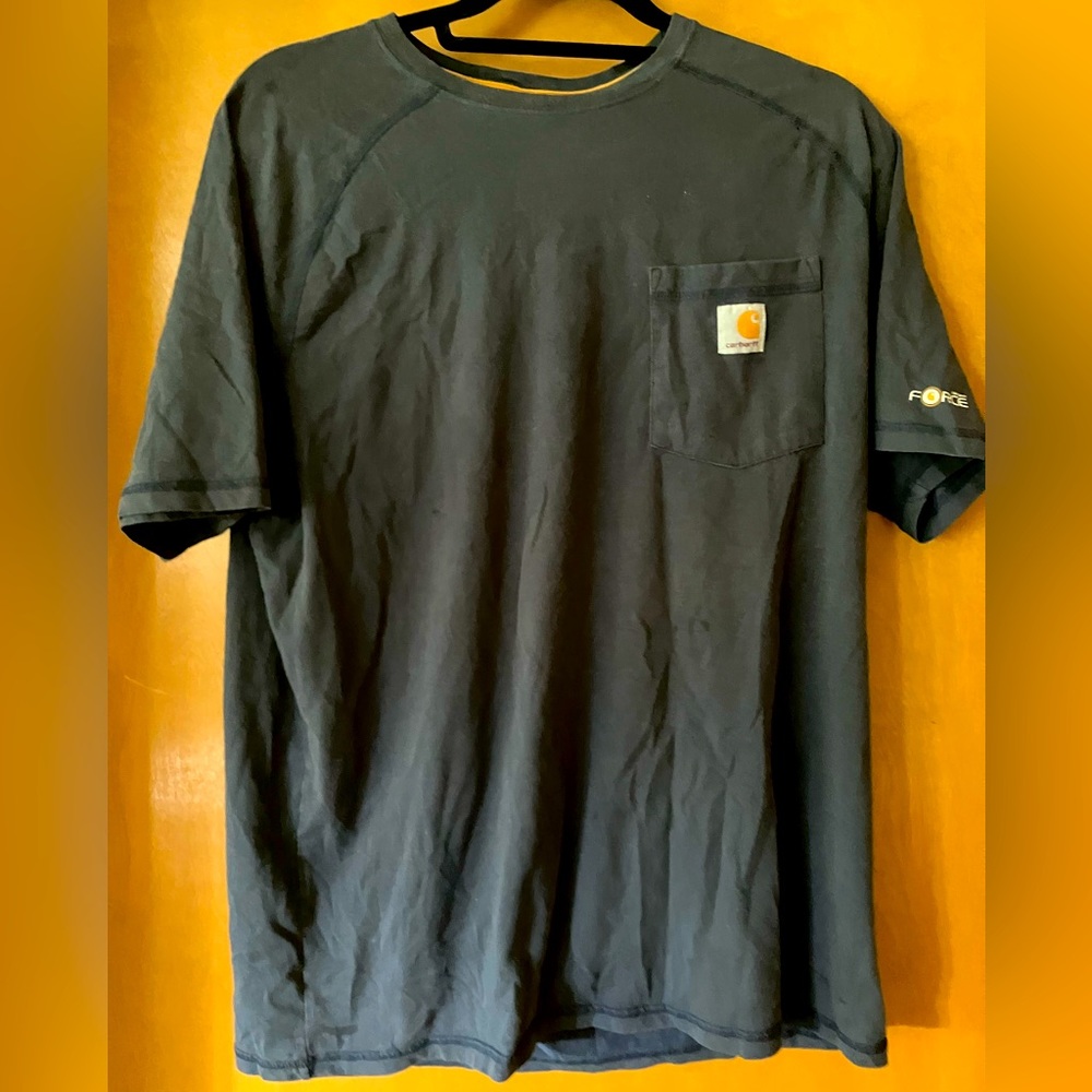 Large relaxed fit Carhartt tee.